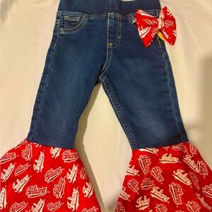 Iu Belle jeans w/ hair bow